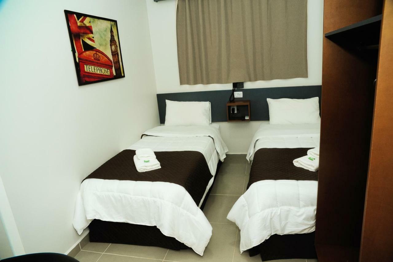London Executive Hotel Cafelandia  Buitenkant foto