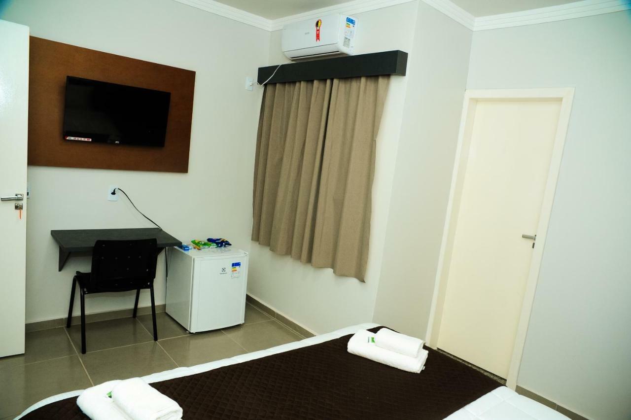 London Executive Hotel Cafelandia  Buitenkant foto